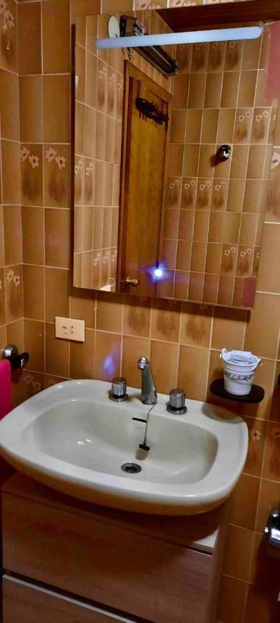 Alojamiento Entero Con Piscina Y Jardin. Ουρένσε Εξωτερικό φωτογραφία