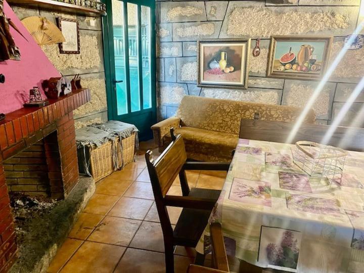 Alojamiento Entero Con Piscina Y Jardin. Ουρένσε Εξωτερικό φωτογραφία