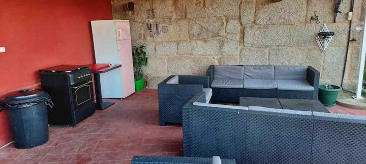 Alojamiento Entero Con Piscina Y Jardin. Ουρένσε Εξωτερικό φωτογραφία