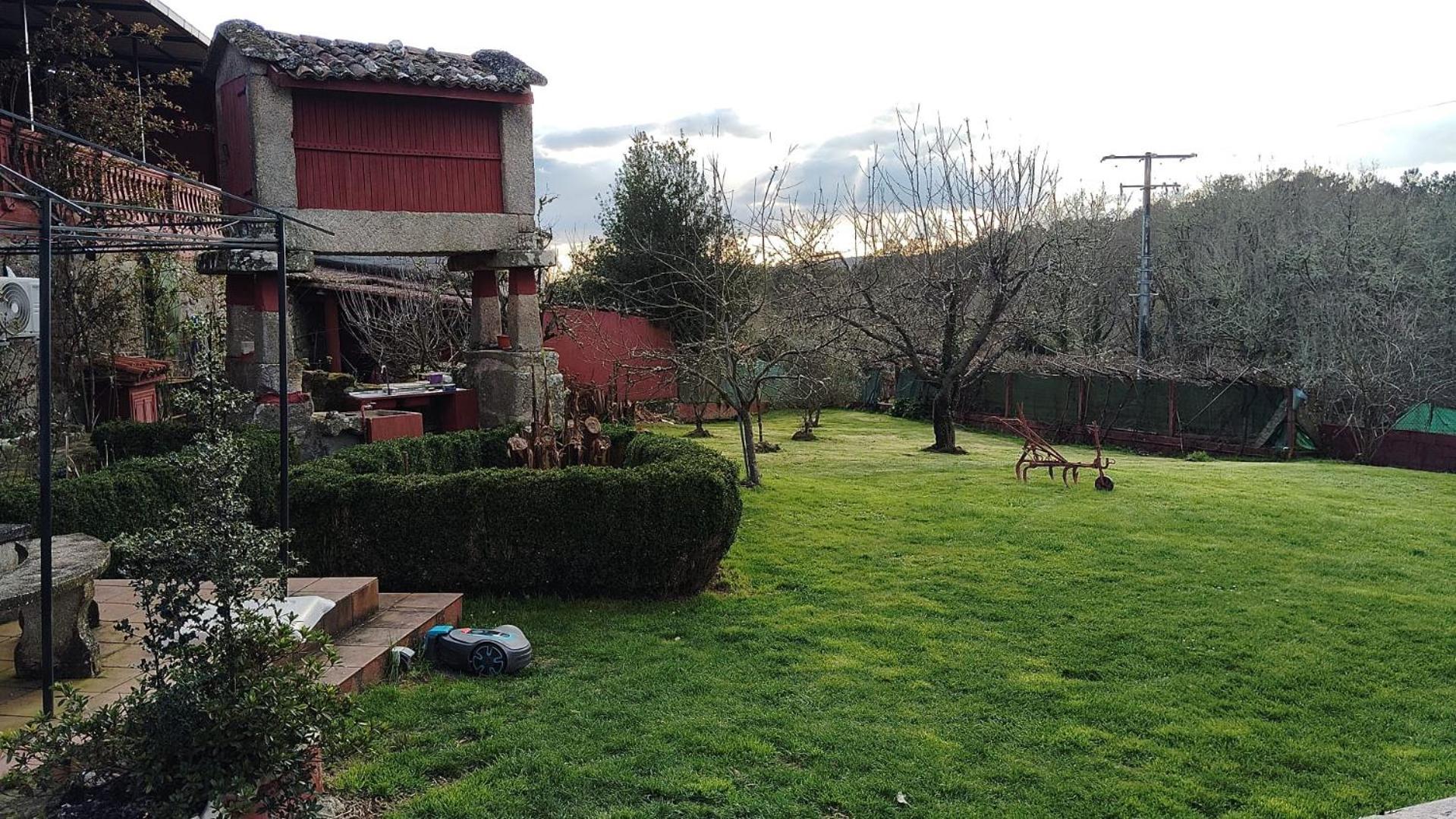 Alojamiento Entero Con Piscina Y Jardin. Ουρένσε Εξωτερικό φωτογραφία
